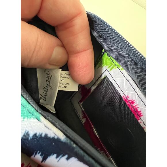 Thirty-One Easy Going Wristlet Candy Diamond Print - Picture 8 of 10